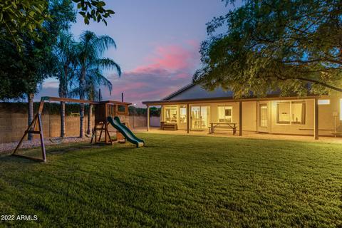 2560 E Taro Ln, Phoenix, AZ 85050 photo 8