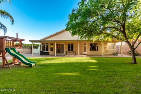 2560 E Taro Ln, Phoenix, AZ 85050 photo 3