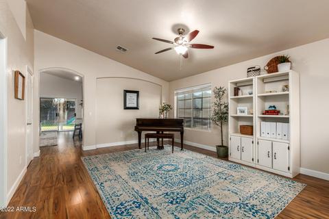 2560 E Taro Ln, Phoenix, AZ 85050 photo 13