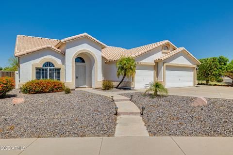 2248 E Brooks St, Gilbert, AZ 85296 photo 1