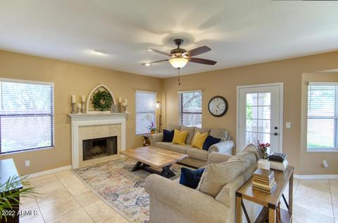 138 E Maria Ln, Tempe, AZ 85284 photo 3