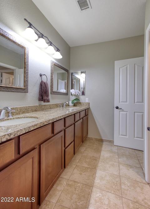 138 E Maria Ln, Tempe, AZ 85284 photo 19