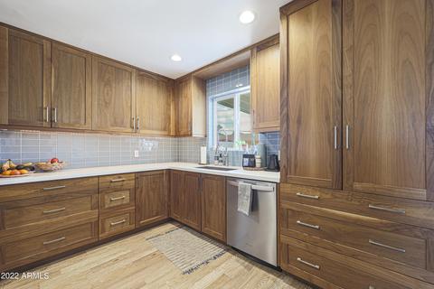 1207 E Griswold Rd, Phoenix, AZ 85020 photo 10