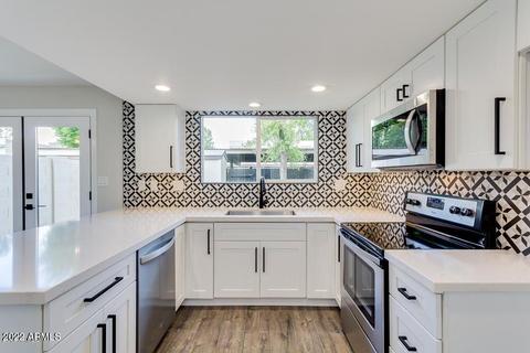 1023 E Bendix Dr, Tempe, AZ 85283 photo 1
