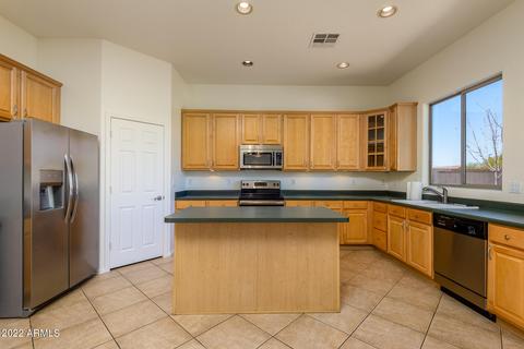 3312 E Red Oak Ln, Gilbert, AZ 85297 photo 2