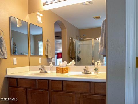 2438 S Stuart Ave, Gilbert, AZ 85295 photo 14