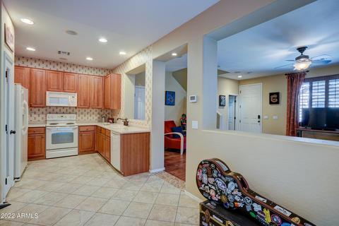 6845 S 7th Ln, Phoenix, AZ 85041 photo 17