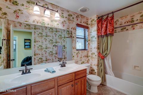6845 S 7th Ln, Phoenix, AZ 85041 photo 11