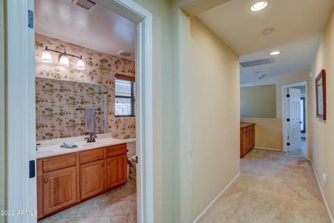 6845 S 7th Ln, Phoenix, AZ 85041 photo 8