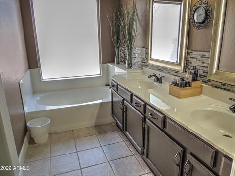 4616 E Mountain Sage Dr, Phoenix, AZ 85044 photo 10