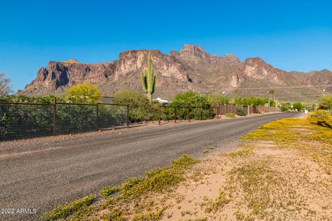 1195 N Sixshooter Rd, Apache Junction, AZ 85119 photo 3