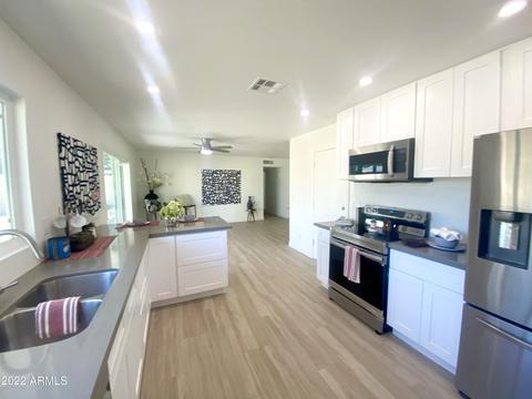 3228 E Helena Dr, Phoenix, AZ 85032 photo 7