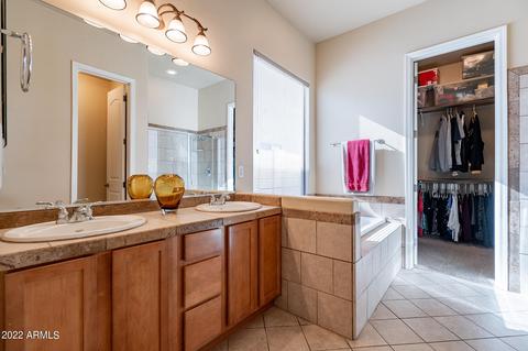 1545 E Kings Ct, Gilbert, AZ 85234 photo 28
