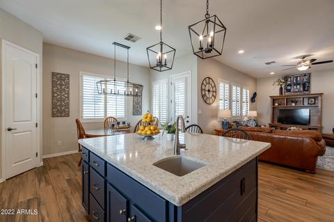 1545 E Kings Ct, Gilbert, AZ 85234 photo 6