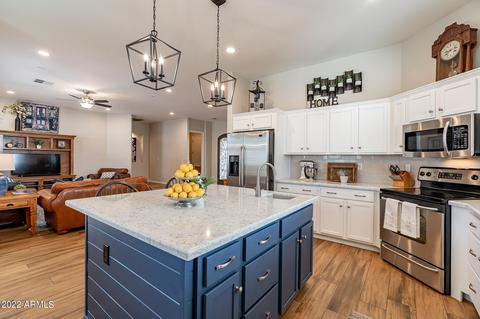 1545 E Kings Ct, Gilbert, AZ 85234 photo 5