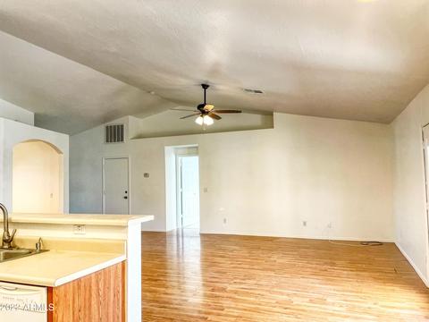 1738 S Cardinal Dr, Apache Junction, AZ 85120 photo 5