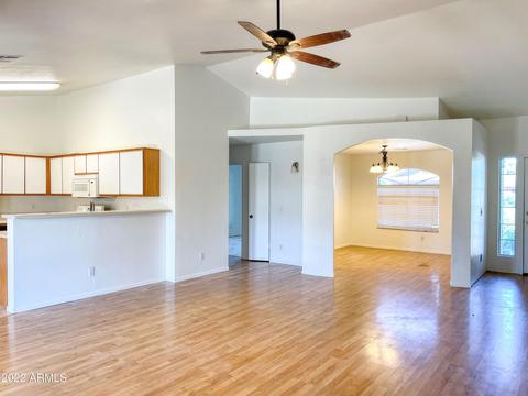 1738 S Cardinal Dr, Apache Junction, AZ 85120 photo 3