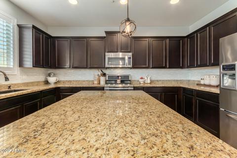 3418 E Appleby Dr, Gilbert, AZ 85298 photo 9