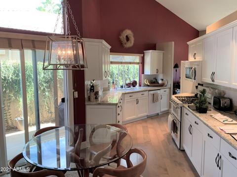 2139 E Huron Ct, Gilbert, AZ 85234 photo 5