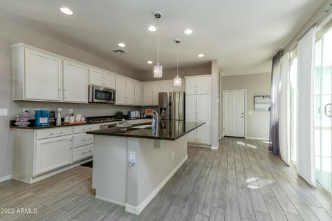 2252 S Wallrade Ln, Gilbert, AZ 85295 photo 10
