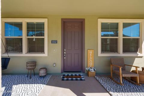 2252 S Wallrade Ln, Gilbert, AZ 85295 photo 5