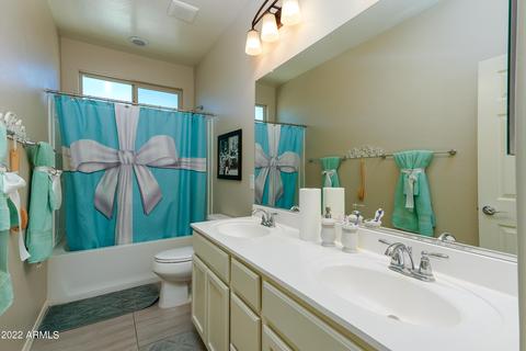 2252 S Wallrade Ln, Gilbert, AZ 85295 photo 18