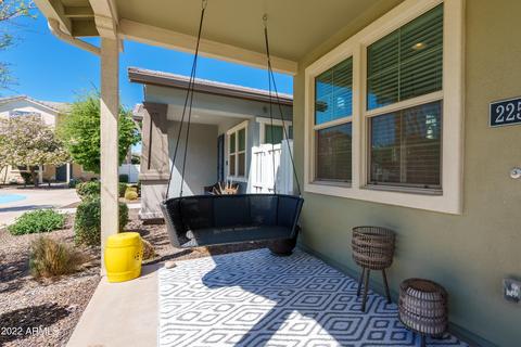 2252 S Wallrade Ln, Gilbert, AZ 85295 photo 3