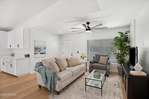 4202 N 10th Pl, Phoenix, AZ 85014 photo 5