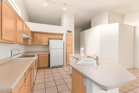 4715 E Summerhaven Dr, Phoenix, AZ 85044 photo 13