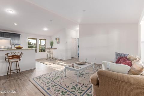 4330 E Pollack Ln, Phoenix, AZ 85042 photo 8