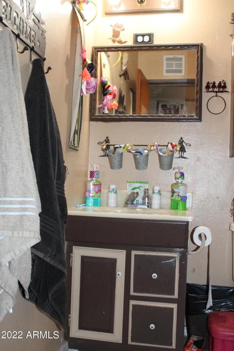531 N High St, Globe, AZ 85501 photo 14
