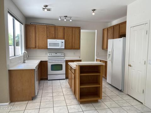 1414 E Goldenrod St, Phoenix, AZ 85048 photo 3