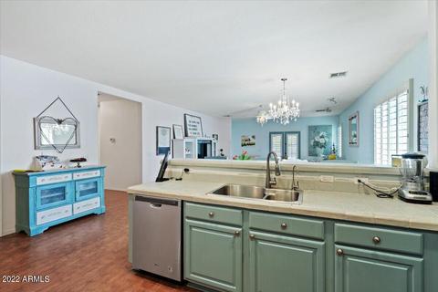 4857 S Summit Ct, Gilbert, AZ 85298 photo 6