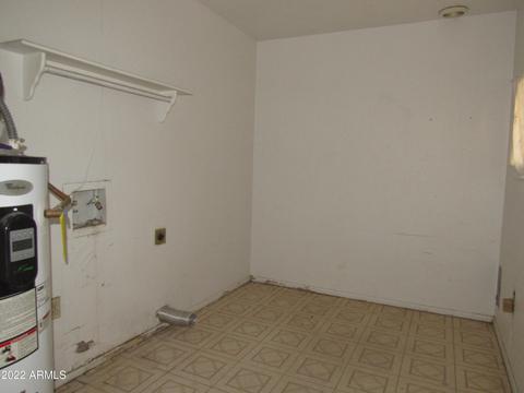 310 E Desert Dr, Phoenix, AZ 85042 photo 11