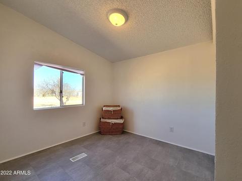 5480 E Hawk Rd, Hereford, AZ 85615 photo 17