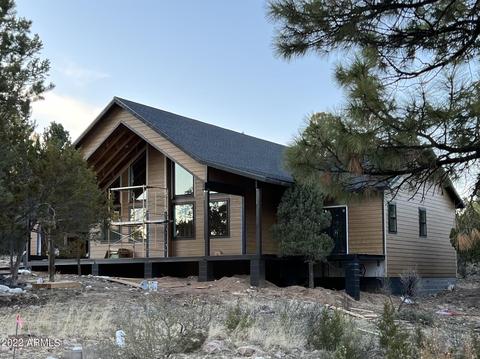 2238 Fairway Dr, Overgaard, AZ 85933 photo 2