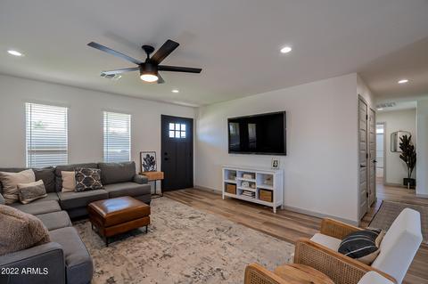 838 E Harmony Ave, Mesa, AZ 85204 photo 4