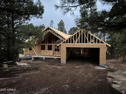 2239 Fairway Dr, Overgaard, AZ 85933 photo 4