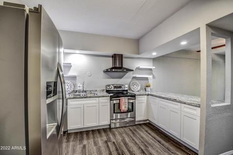 351 E Thomas Rd #D204, Phoenix, AZ 85012 photo 14