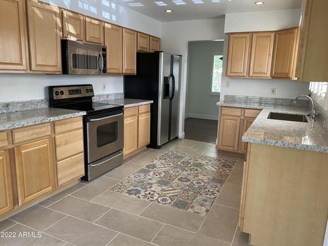 3622 E Clarendon Ave, Phoenix, AZ 85018 photo 5