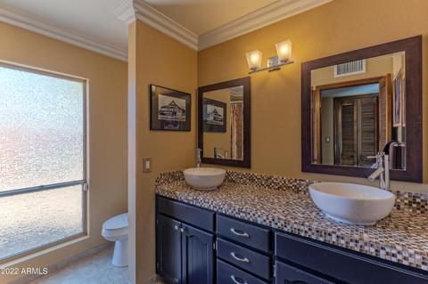 7045 N 10th Ave, Phoenix, AZ 85021 photo 18