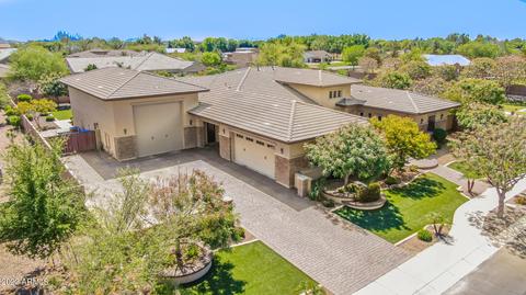 2031 E Crescent Way, Gilbert, AZ 85298 photo 7