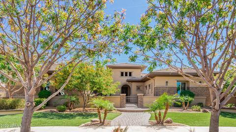 2031 E Crescent Way, Gilbert, AZ 85298 photo 2