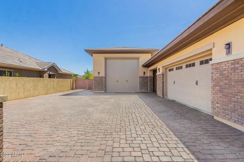 2031 E Crescent Way, Gilbert, AZ 85298 photo 11