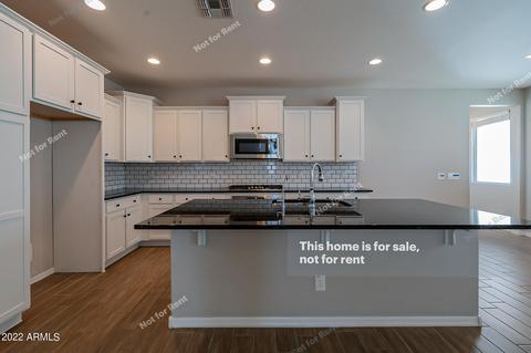 3705 E Stiles Ln, Gilbert, AZ 85295 photo 4