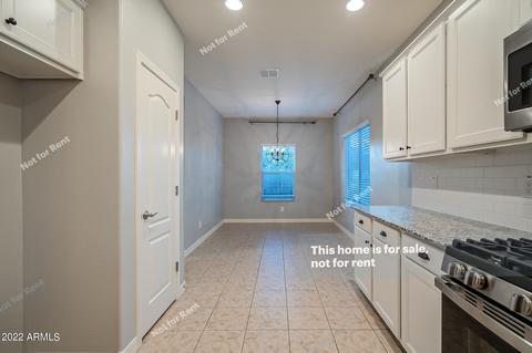 2602 E Hickory St, Gilbert, AZ 85298 photo 8