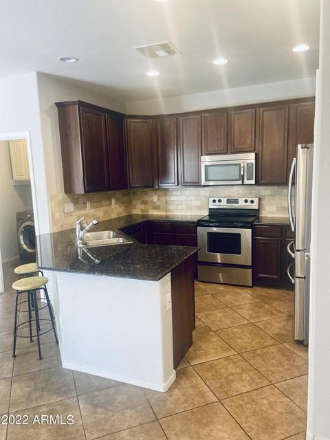 1646 S Reseda St, Gilbert, AZ 85295 photo 5
