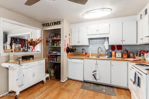 13005 N 19th Ave, Phoenix, AZ 85029 photo 9