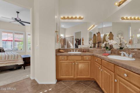 4081 E Carob Dr, Gilbert, AZ 85298 photo 23