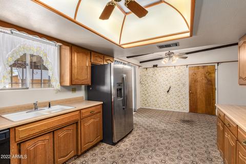 300 N Rennick Dr, Apache Junction, AZ 85120 photo 9